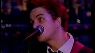 Green Day  86 Live on Letterman 1995 [upl. by Enibas]