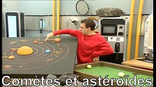 Comment les météorites arriventelles jusquà nous  Cest pas sorcier [upl. by Rochette]