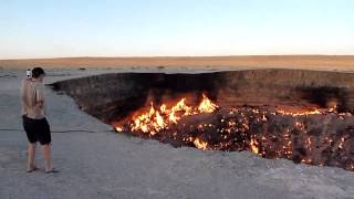 METEORO GIGANTE ABRE CRATERA NA RUSSIA  giant meteorite falls in russia [upl. by Hurleigh582]