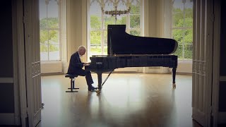 Chopin  Nocturne in E flat major Opus 9 No2 performed by Phillip Dyson [upl. by Yrbua]