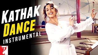 Kathak Dance  Instrumental  Dil To Pagal Hai  Madhuri Dixit Shah Rukh Khan [upl. by Korff247]