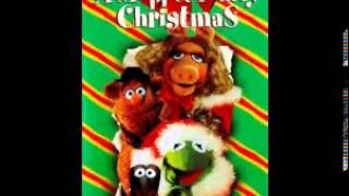 A Muppet Family Christmas  10  Carol Sing [upl. by Fara]