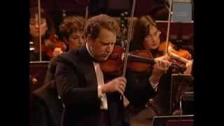 Shlomo Mintz plays Paganini on quotIl Cannonequot [upl. by Estrin]