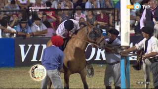 Jineteada en la octava noche del Festival de Jesús María 2016 Tanda 4 [upl. by Chelsy]