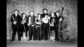 Heyser Bulgar  Yxalag Klezmer Band [upl. by Sorips]