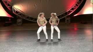 Morgan and Madison Mallum  Traditional Clogging Duet [upl. by Pritchett]