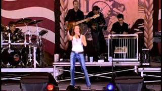 Martina McBride  Broken Wing Live at Farm Aid 2001 [upl. by Heiney]