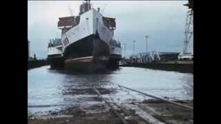 Paddle Steamer Waverley 1975 [upl. by Ocinemod]