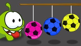 Aprende con Om Nom  Los Colores con Balones de Futbol y Om Nom Jugando [upl. by Aiet]