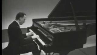 Michelangeli plays Scarlatti  Sonata in A major [upl. by Nwahsav]